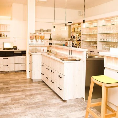 Gaestehaus Scharfe Kurve Lutzow Bagian luar foto
