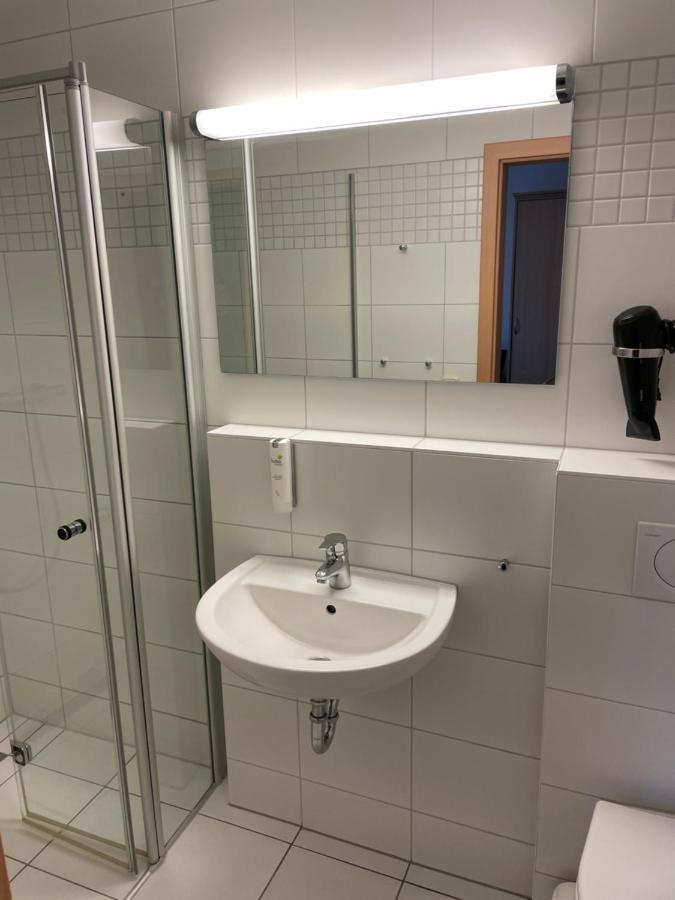 Gaestehaus Scharfe Kurve Lutzow Bagian luar foto