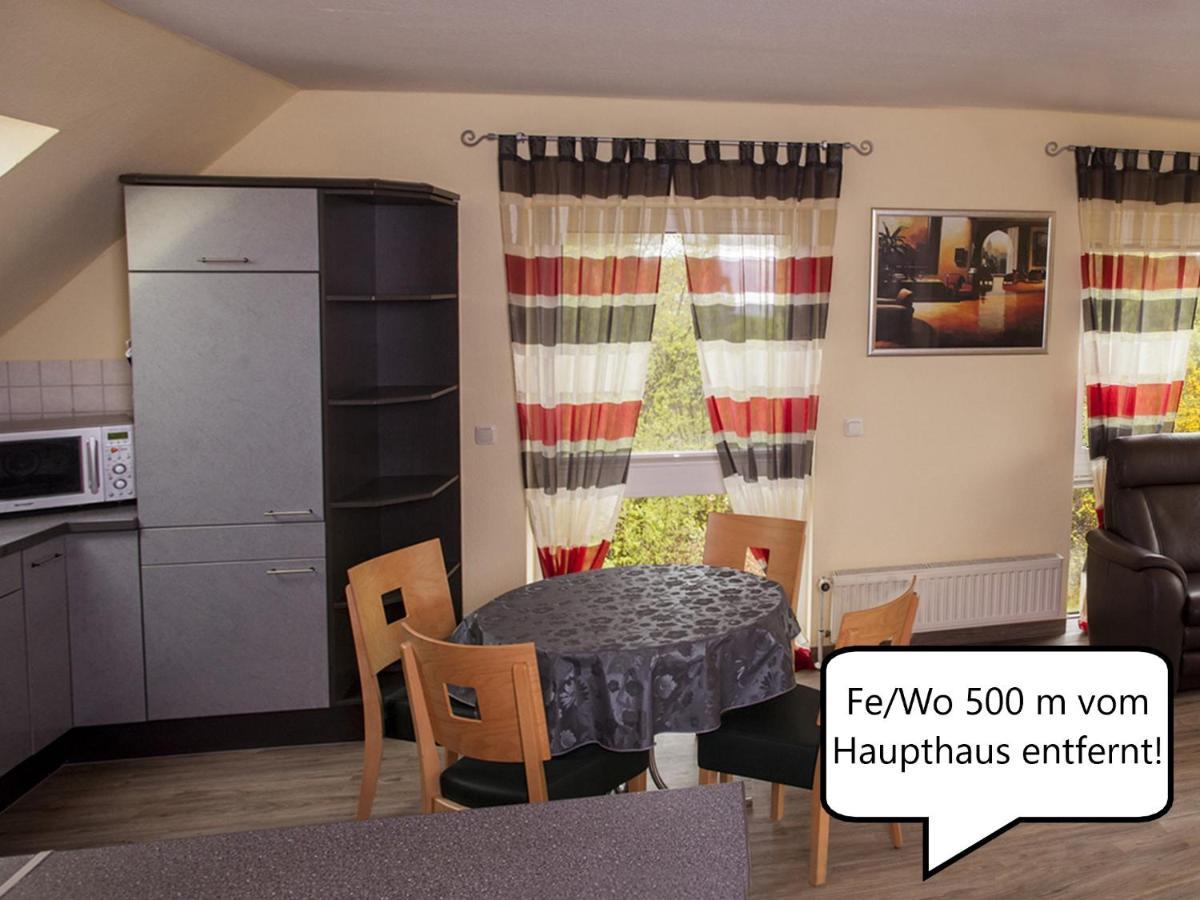 Gaestehaus Scharfe Kurve Lutzow Bagian luar foto