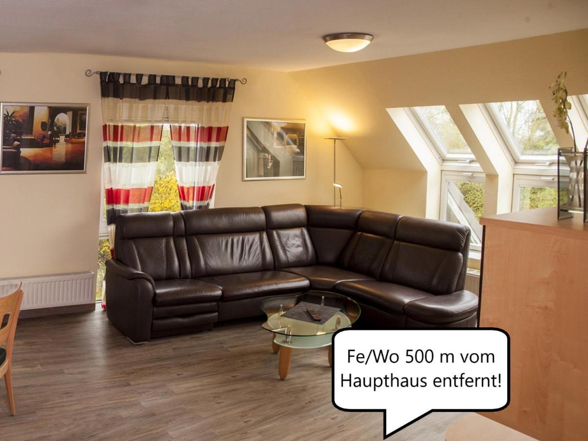 Gaestehaus Scharfe Kurve Lutzow Bagian luar foto