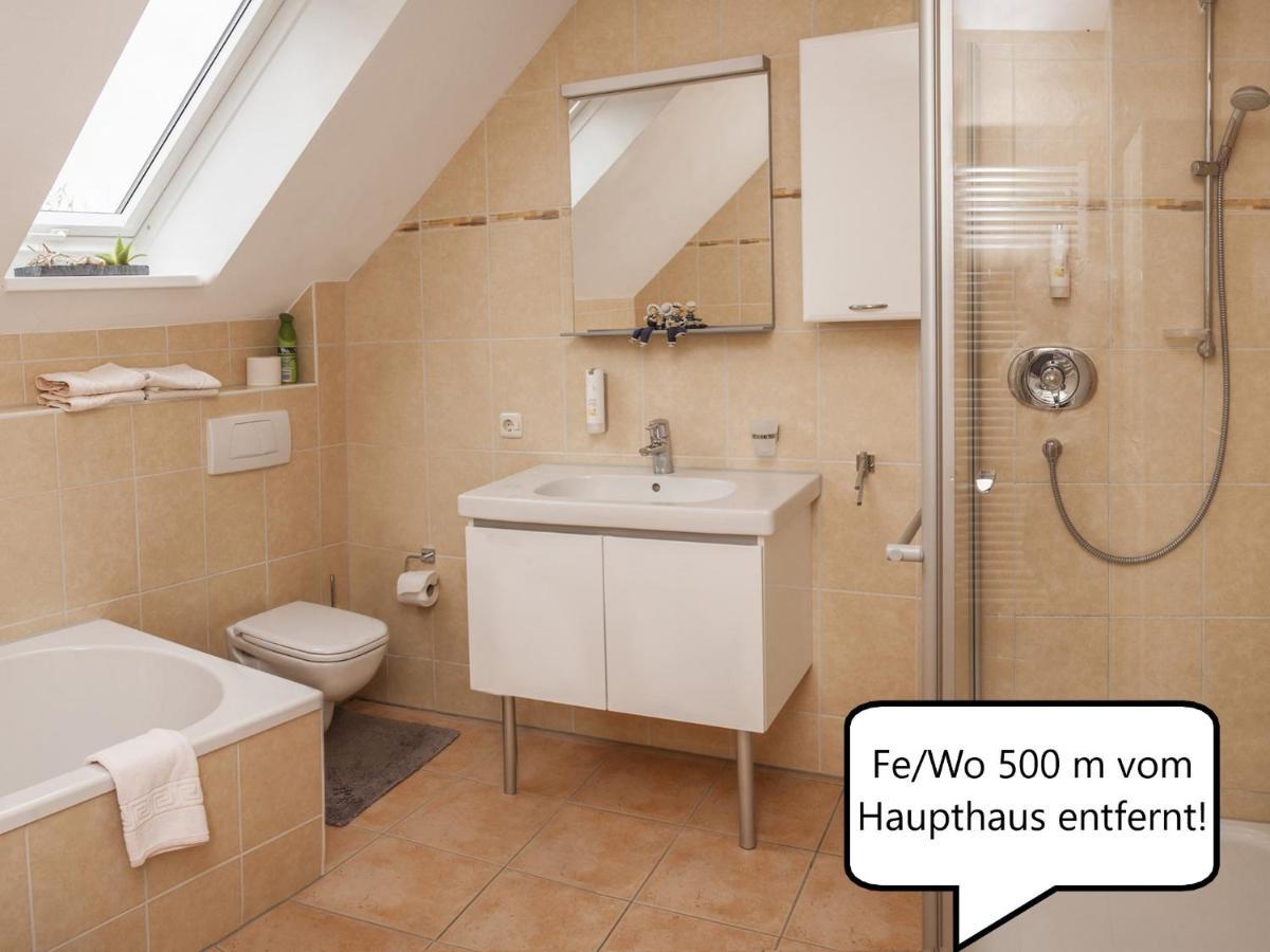 Gaestehaus Scharfe Kurve Lutzow Bagian luar foto