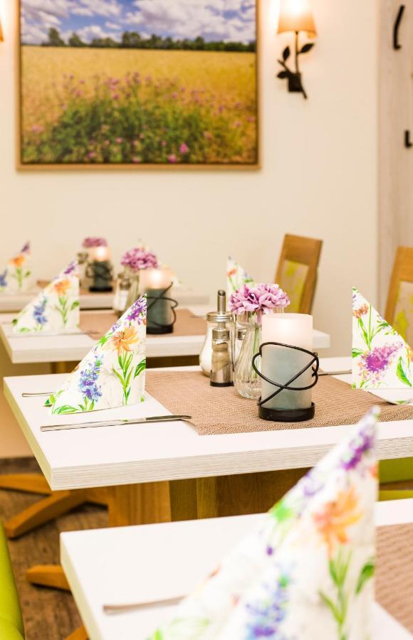 Gaestehaus Scharfe Kurve Lutzow Bagian luar foto