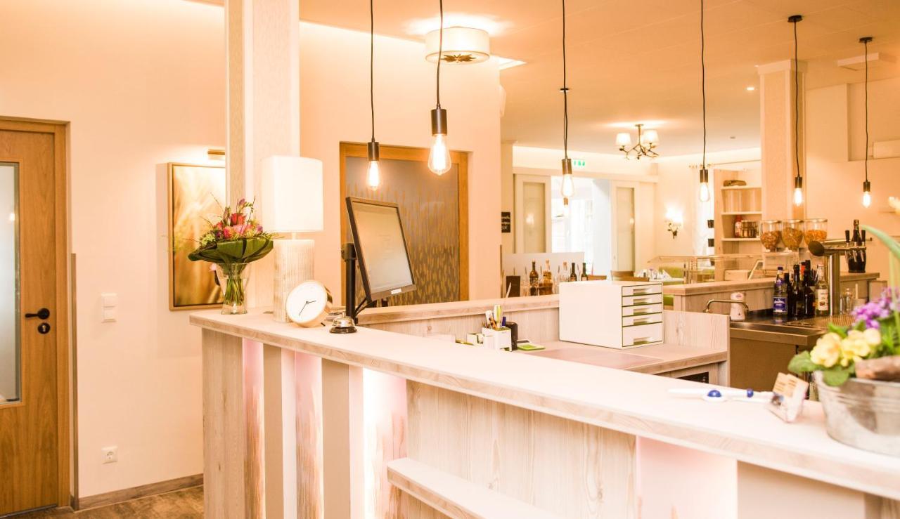 Gaestehaus Scharfe Kurve Lutzow Bagian luar foto